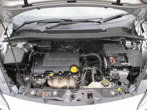 Vauxhall Corsa 1.4i ecoTEC SE Nav Euro 6 5dr 44