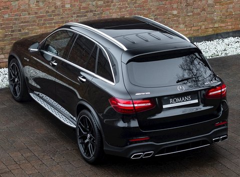 Mercedes-Benz GLC 63 S 4Matic 9