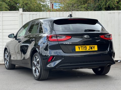 Kia Ceed 1.6 CRDi 3 Hatchback 5dr Diesel Manual Euro 6 (s/s) (114 bhp) 8