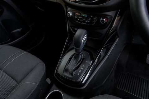 Ford B-Max TITANIUM 31