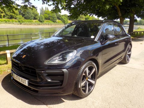 Porsche Macan 2.0T PDK 4WD SUV 74