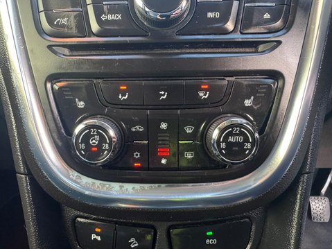 Vauxhall Mokka 1.6 SE 2WD Euro 5 (s/s) 5dr 26