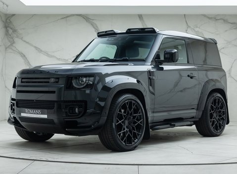 Land Rover Defender 90 V8 P525 URBAN 1