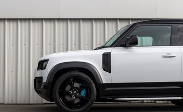 Land Rover Defender 90 V8 27