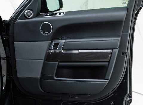 Land Rover Range Rover Sport 5.0 SVR Carbon Edition 18
