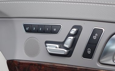 Mercedes-Benz SL Class SL500 AMG Sport 19