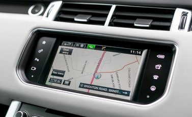 Land Rover Range Rover Sport 3.0 SDV6 HSE Dynamic 19