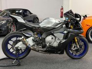 Yamaha R1M 1000 Super Sports Petrol Manual (200 ps) 9
