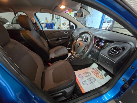 Renault Captur 1.5 dCi ENERGY Dynamique S Nav Auto Euro 6 (s/s) 5dr 41