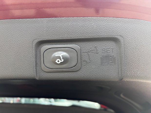 Ford Puma VIVID RUBY EDITION 11