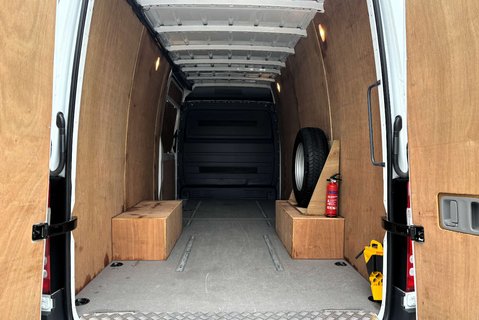 Mercedes-Benz Sprinter 516 Cdi 4x4 Lwb Hr Panel Van - Tail Lift / Air Con 15