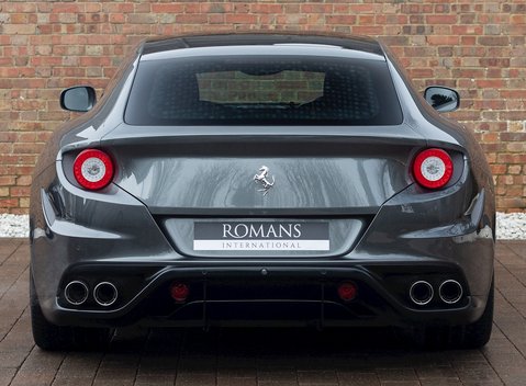 Ferrari FF 5