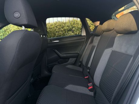 Volkswagen Polo 1.0 Polo R-Line TSi 5dr 25