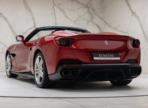 Ferrari Portofino 12
