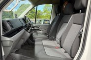 Volkswagen Crafter CR35 TDI L H/R P/V STARTLINE 18