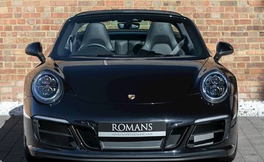 Porsche 911 (991.2) Targa 4 GTS 4