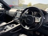 Jaguar F-Pace 3.0 F-PACE V6 S AWD D Auto 4WD 5dr 17