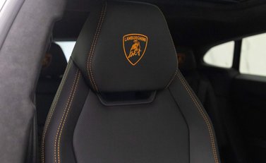 Lamborghini Urus V8 7