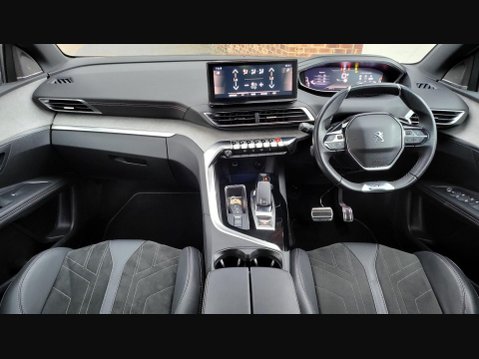 Peugeot 3008 PURETECH S/S GT PREMIUM 11