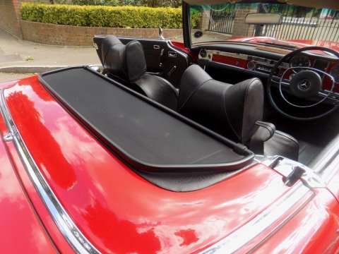 Mercedes-Benz SL Series 280 SL Pagoda Sports 28