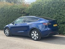 Tesla Model Y Model Y Long Range Awd 7