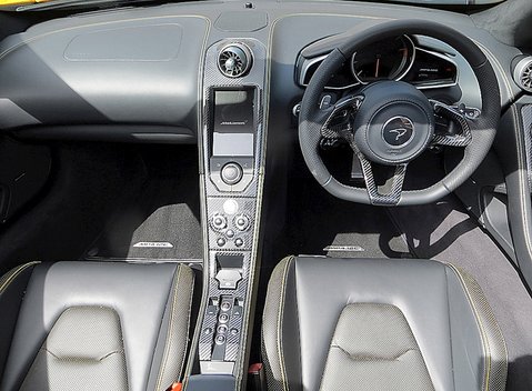 McLaren MP4-12C Spider 14