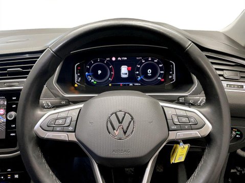 Volkswagen Tiguan Allspace 1.5 TSI Life SUV 5dr Petrol DSG Euro 6 (s/s) (150 ps) One Owner 13