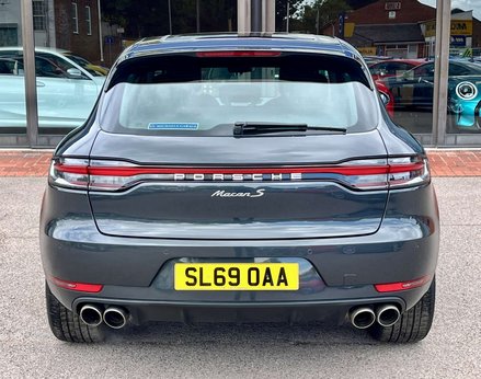 Porsche Macan 3.0 Macan S Semi-Auto 4WD 5dr 6