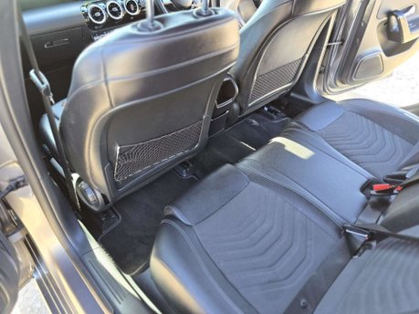 Mercedes-Benz A Class 1.5 A180d SE Hatchback 5dr Diesel 7G-DCT Euro 6 (s/s) (116 ps) 24