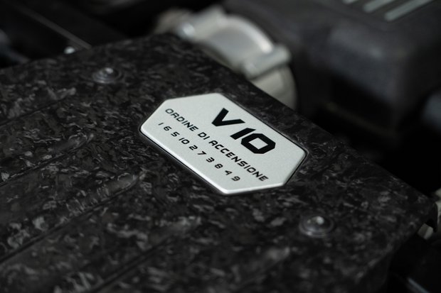 Lamborghini Huracan AVIO. NOW SOLD. SIMILAR REQUIRED. PLEASE CALL 01903 254800. 4