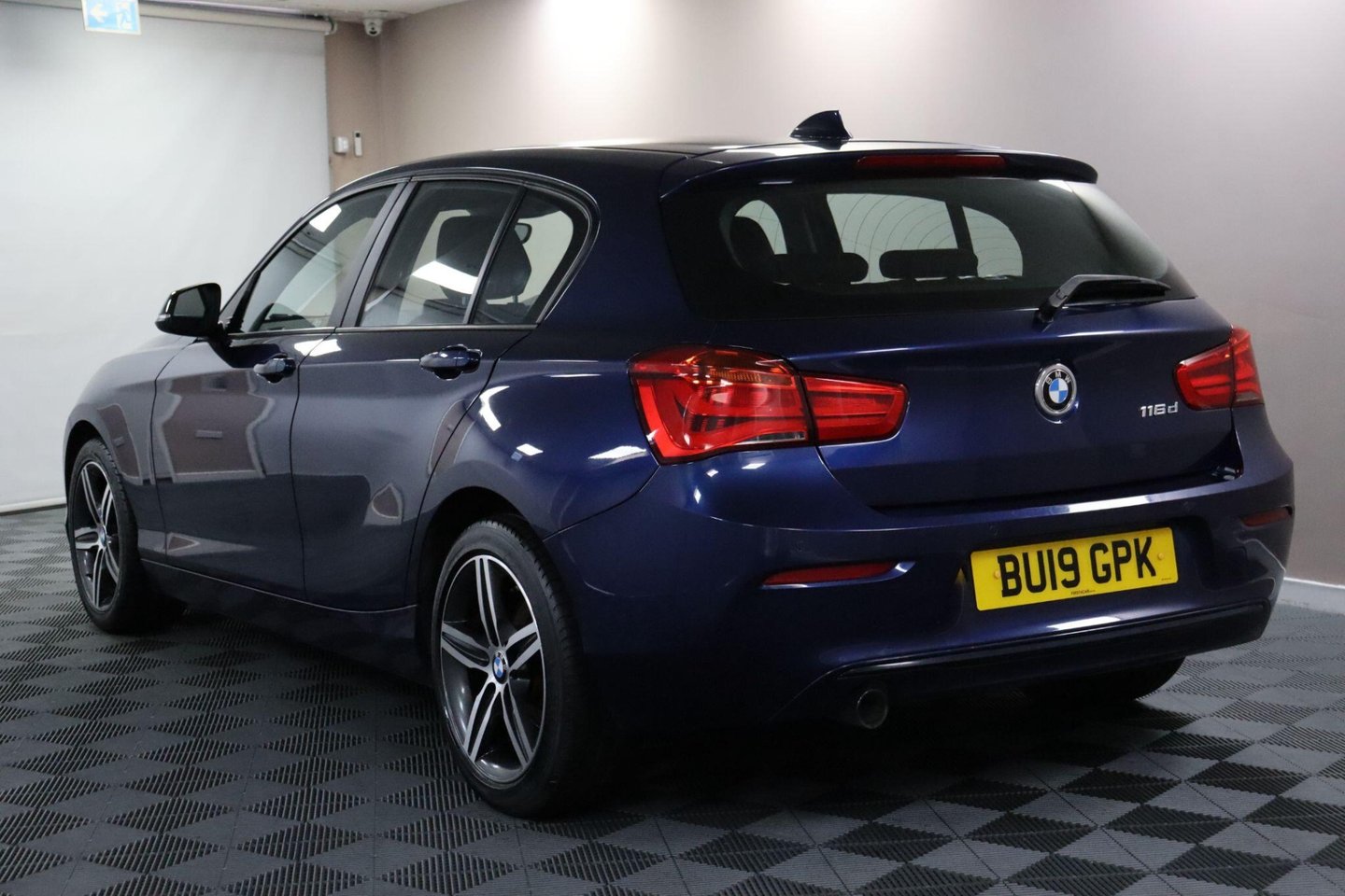 2019 BMW 1 Series — image 7