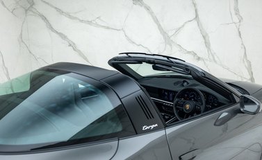Porsche 911 Targa 4 (992) 50