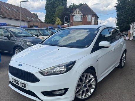 Ford Focus 1.5 TDCi ST-Line Euro 6 (s/s) 5dr