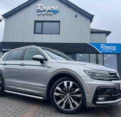 Volkswagen Tiguan R-LINE TECH 2.0 TDI 4MOTION DSG AUTO 1