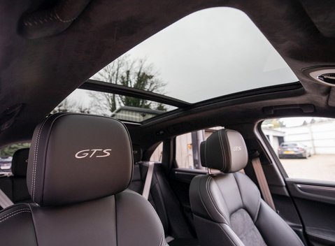 Porsche Macan GTS 13