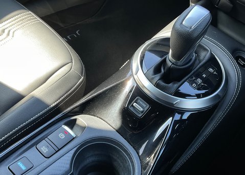 Nissan Juke PREMIERE EDITION 22