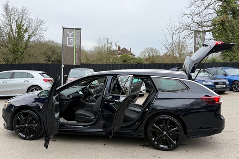 Vauxhall Insignia SRI VX-LINE NAV AUTOMATIC - REVERSE CAMERA -20 INCH ALLOYS 23