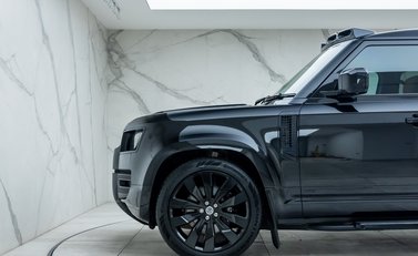 Land Rover Defender 110 V8 P525 37