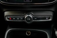 Volvo XC40 T3 R-DESIGN 38