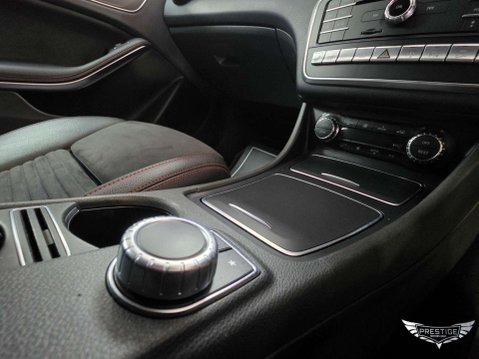 Mercedes-Benz GLA 2.0 GLA250 AMG Line (Executive) 7G-DCT 4MATIC Euro 6 (s/s) 5dr 29