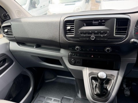 Citroen Dispatch 1.6 BlueHDi 1000 X M Panel Van 6dr Diesel Manual FWD 2 Euro 6 (95 ps) 31