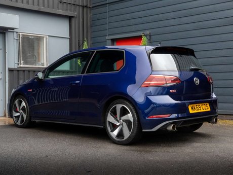 Volkswagen Golf 2.0 Golf GTi Performance TSi 3dr 3