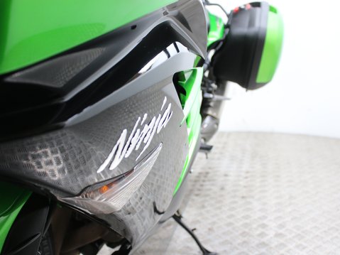 Kawasaki ZZR1400 ZX 1400 FEF ABS 21
