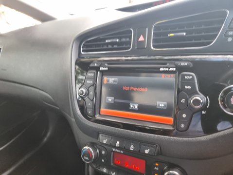 Kia Ceed CRDI 4 TECH ECODYNAMICS 37