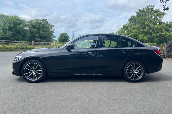 BMW 3 Series 318D SPORT 12