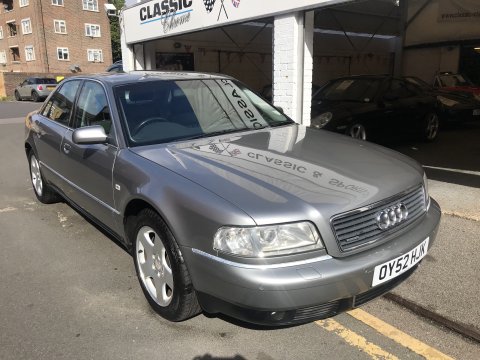 Audi A8 QUATTRO 4