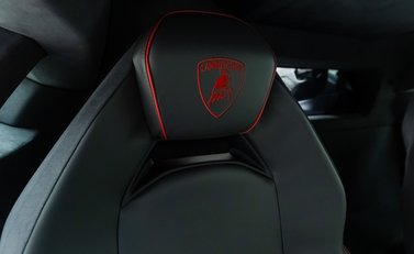 Lamborghini Revuelto 19