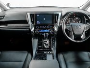 Toyota Alphard 2.5 MPV 2.5 SUV Automatic Petrol 36