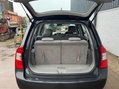 Kia Carens 2.0 CRDi SR 5dr (7 Seats) 32