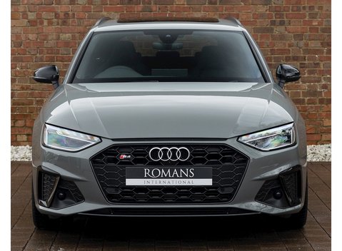 Audi S4 Avant Black Edition 4